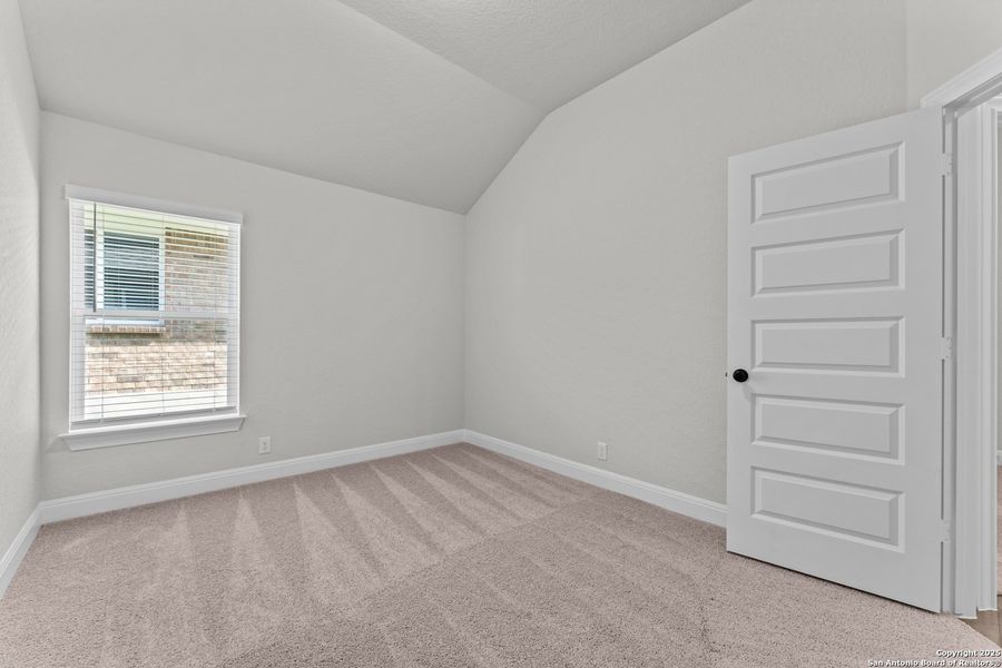 Spacious, unfurnished interior of a new home in Davis Ranch 60', San Antonio (Image 26). Spacious, unfurnished interior of a new home in Davis Ranch 60', San Antonio (Image 26).