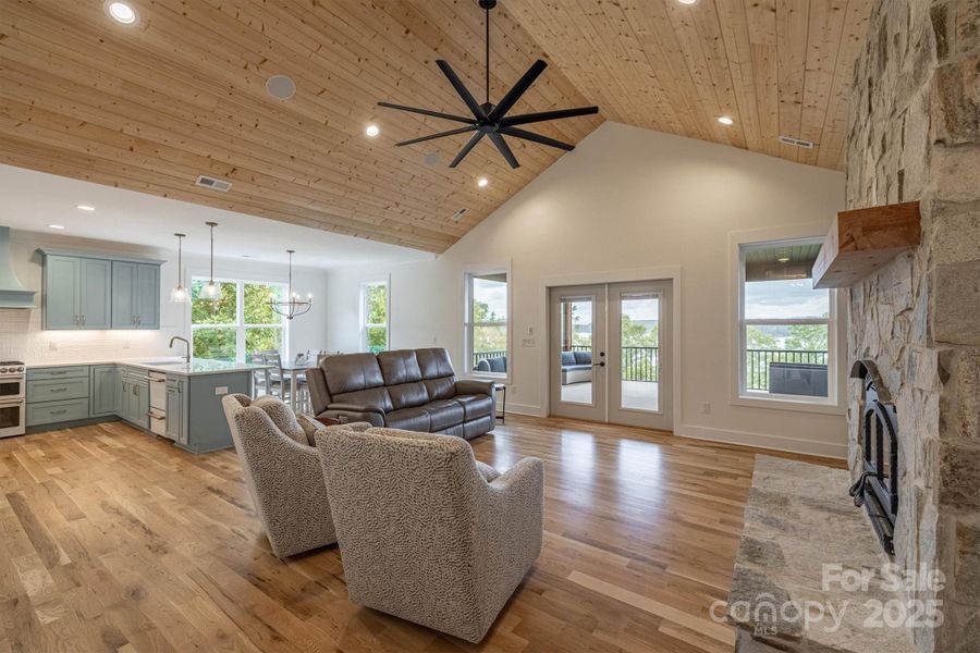 Furnished interior view inside a new home in , Nebo (Image 16).