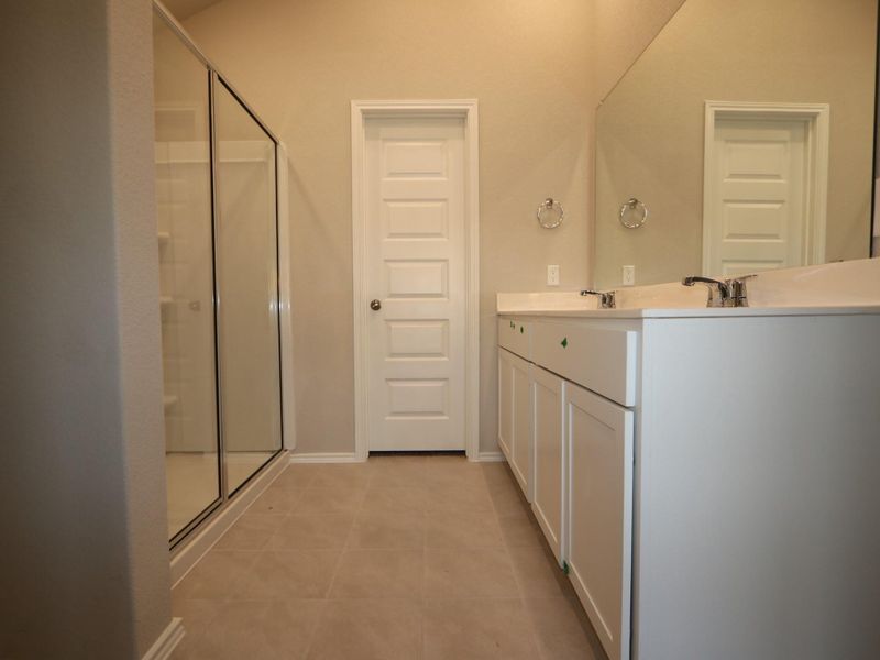 Furnished interior view inside a new home in Marble Creek Crossing, Austin (Image 8). Furnished interior view inside a new home in Marble Creek Crossing, Austin (Image 8).