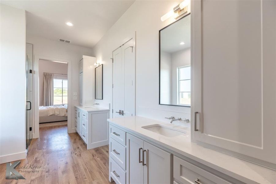 Furnished interior view inside a new home in , Tuscola (Image 27). Furnished interior view inside a new home in , Tuscola (Image 27).