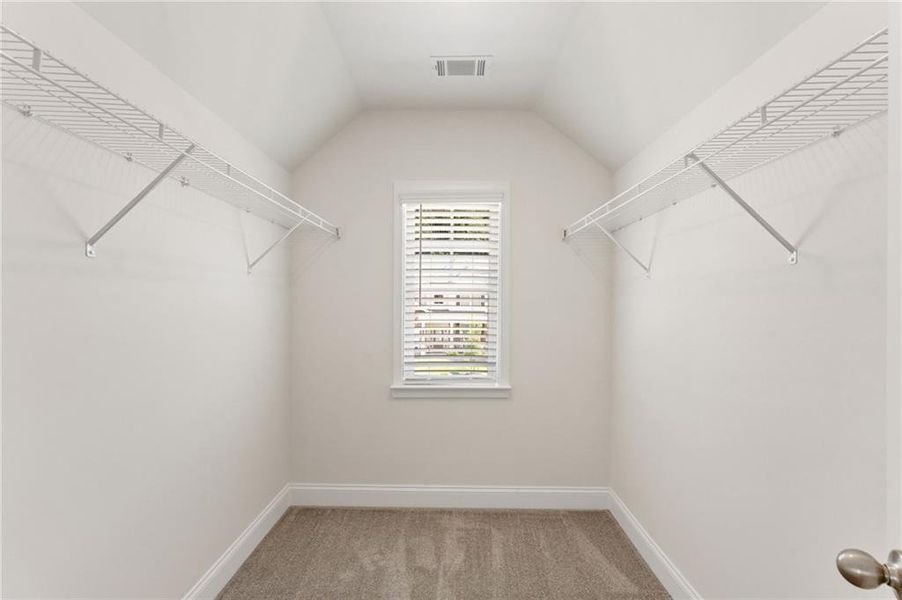 Spacious, unfurnished interior of a new home in Clark Farms, Flowery Branch (Image 15).