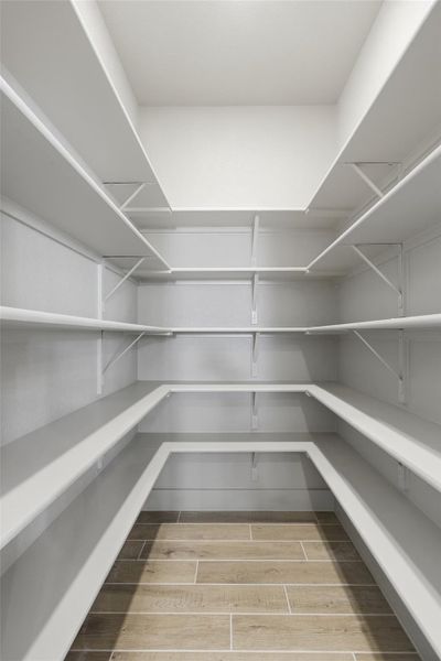 Spacious, unfurnished interior of a new home in Enclave at Cele, Pflugerville (Image 16).