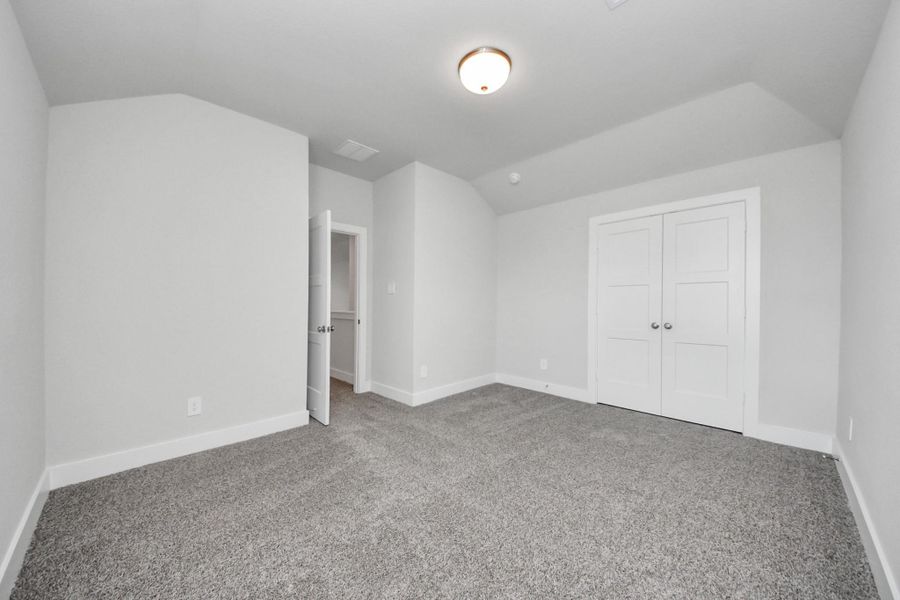 Spacious, unfurnished interior of a new home in Laurel Landing: Landmark Collection, Alvin (Image 33).