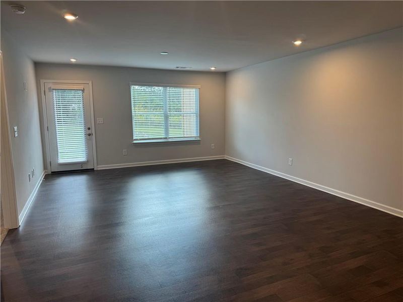 Spacious, unfurnished interior of a new home in Silver Leaf, Dawsonville (Image 10).