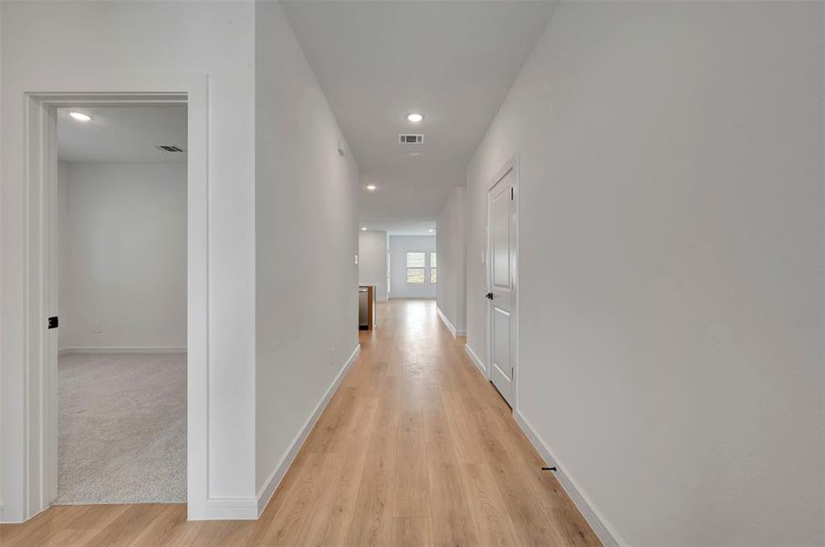 Spacious, unfurnished interior of a new home in Aspire at Reunion, Newark (Image 25).