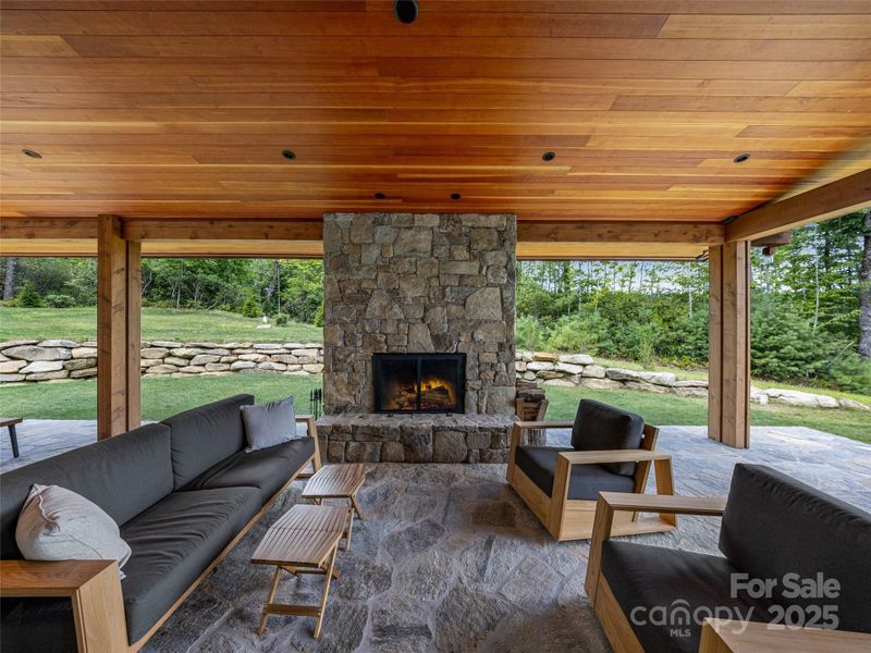 Image 40 of a home in .