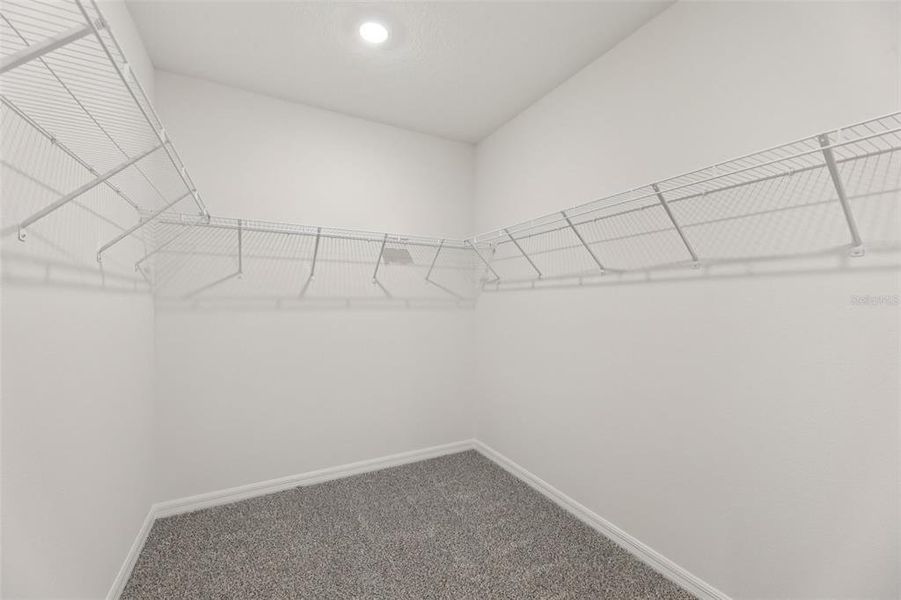 Spacious, unfurnished interior of a new home in Crosswinds - Signature Series, Haines City (Image 32).