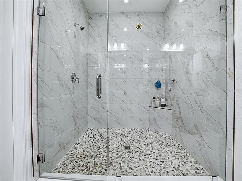 Image 42 of a home in .