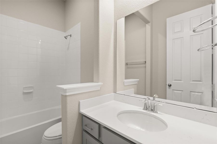 Note: Sample product photo. Actual exterior and interior selections may vary by homesite. Photo may be virtually staged Note: Sample product photo. Actual exterior and interior selections may vary by homesite. Photo may be virtually staged