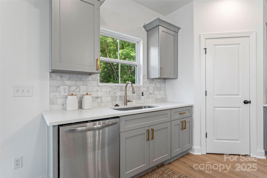 Furnished interior view inside a new home in , Harrisburg (Image 5).