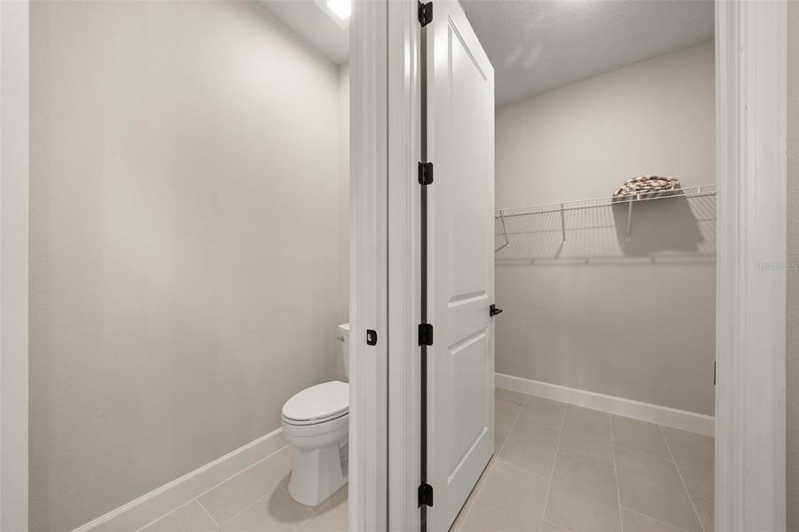 Furnished interior view inside a new home in , Sebring (Image 44).