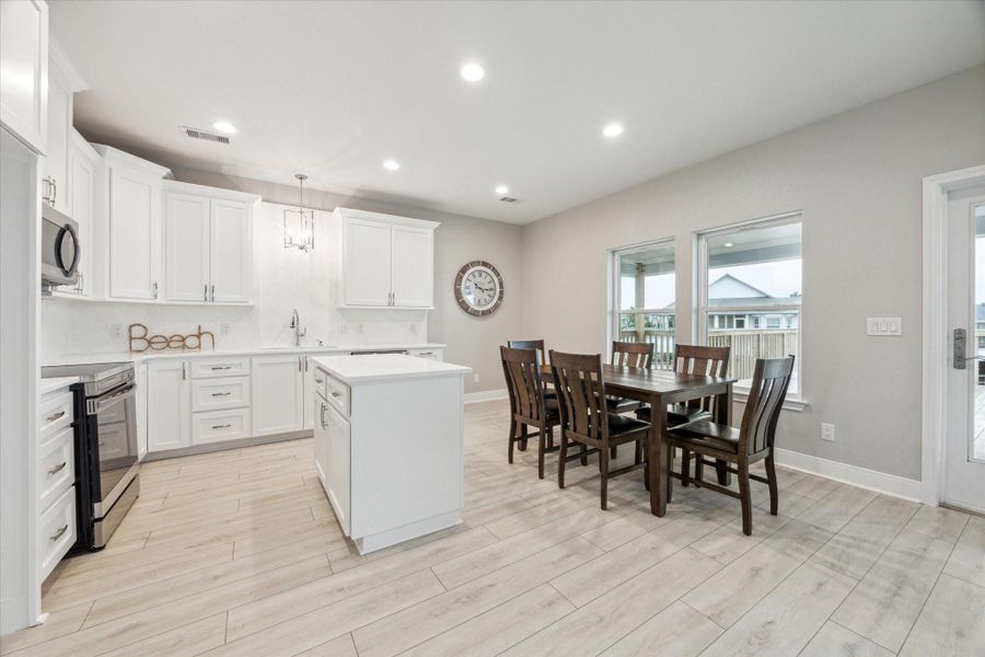 Furnished interior view inside a new home in , Tiki Island (Image 4).