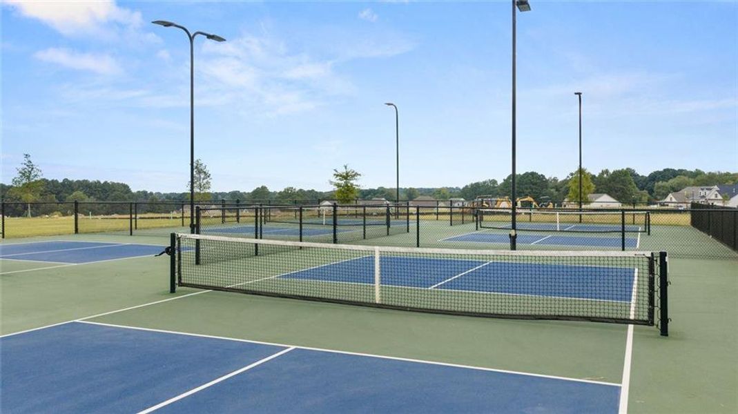 Community amenities in Soleil Summit Chase, Snellville (Image 83).