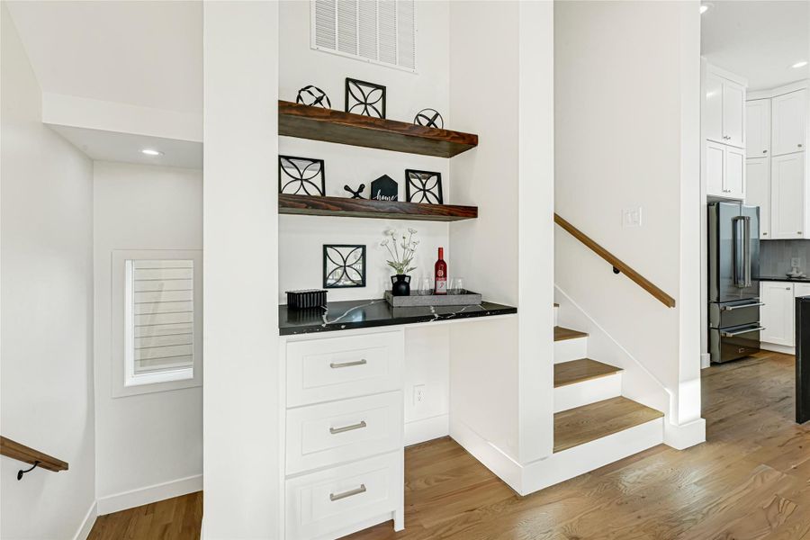 Image 28 of a home in .