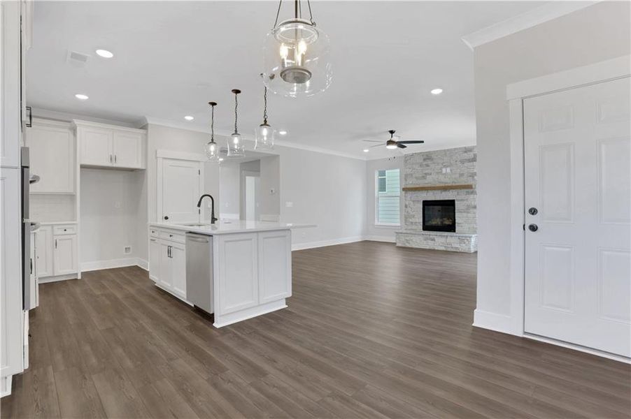 Spacious, unfurnished interior of a new home in Marble Tree, Ball Ground (Image 20).