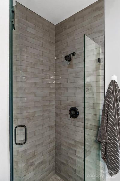 Close-up of interior finishes inside a home in , Nebo (Image 23).