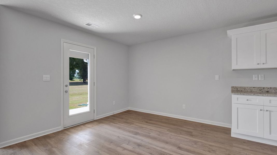 Spacious, unfurnished interior of a new home in Hedge Rose, Somerville (Image 20).