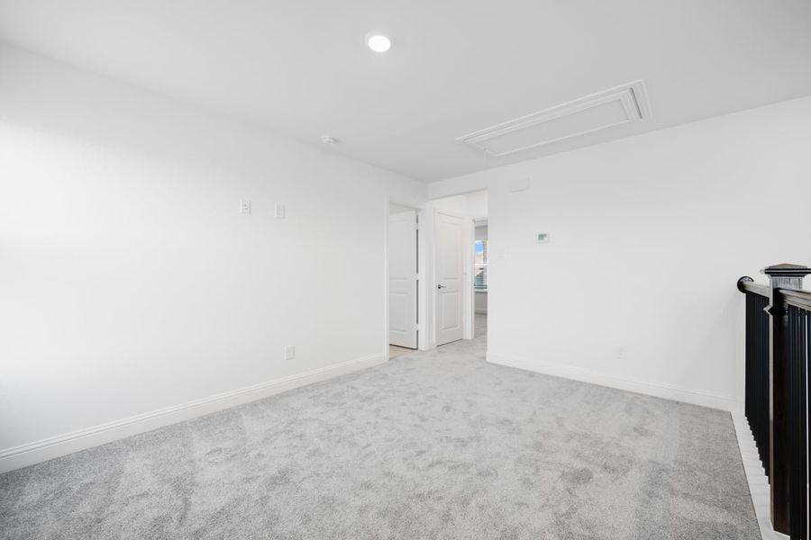 Spacious, unfurnished interior of a new home in North Sky Celina, Celina (Image 9).