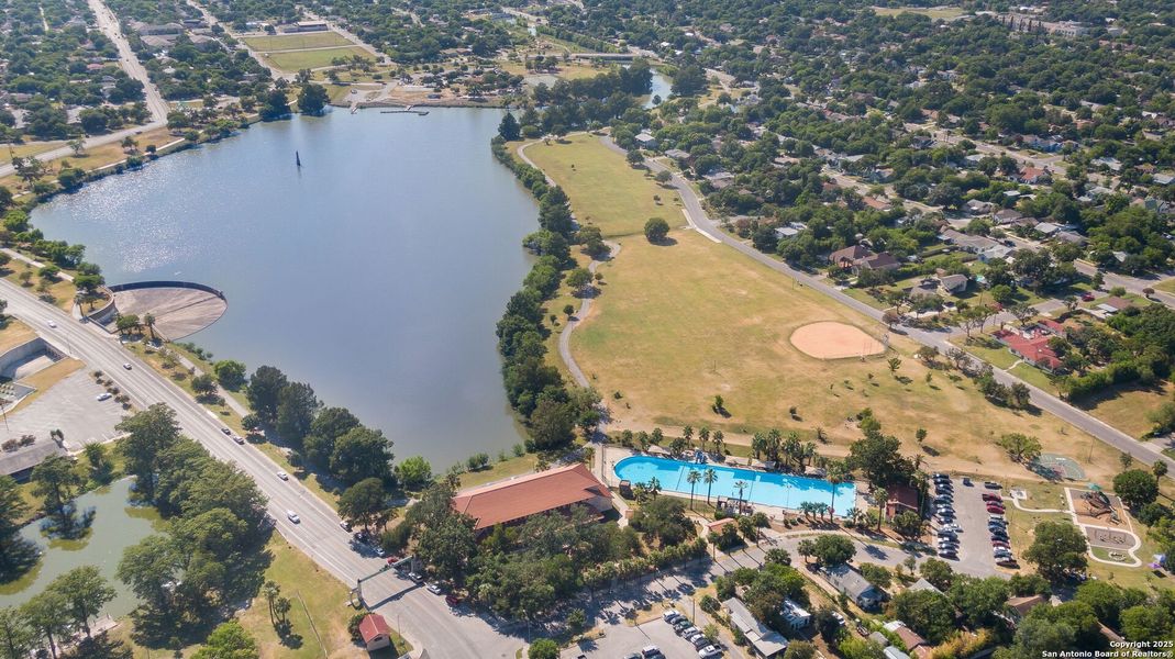 Image 63 of a home in .