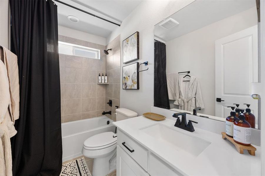 Furnished interior view inside a new home in Somercrest, Midlothian (Image 22).