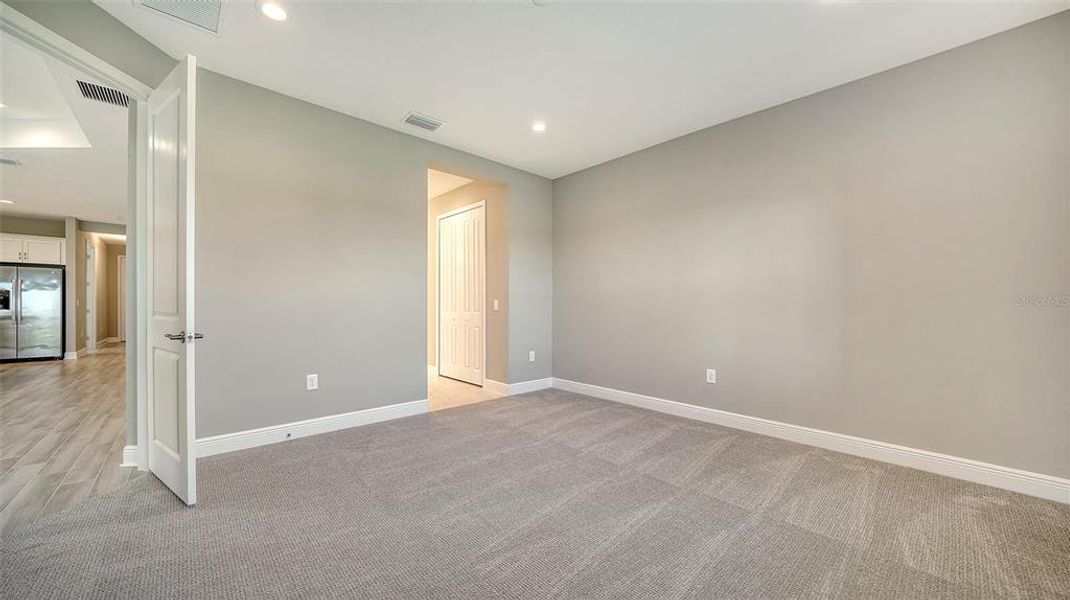 Spacious, unfurnished interior of a new home in , Nokomis (Image 20).