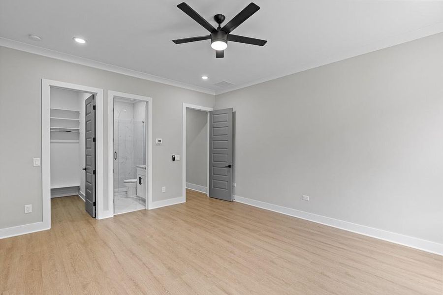 Spacious, unfurnished interior of a new home in , Jefferson (Image 32).