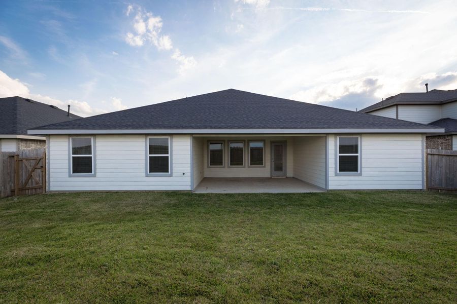 Exterior details and patio area of a home in , Fulshear (Image 22).
