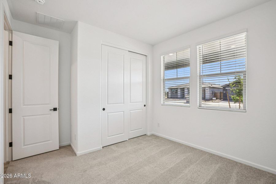 17-web-or-mls-W Camden Ave-S0703-017