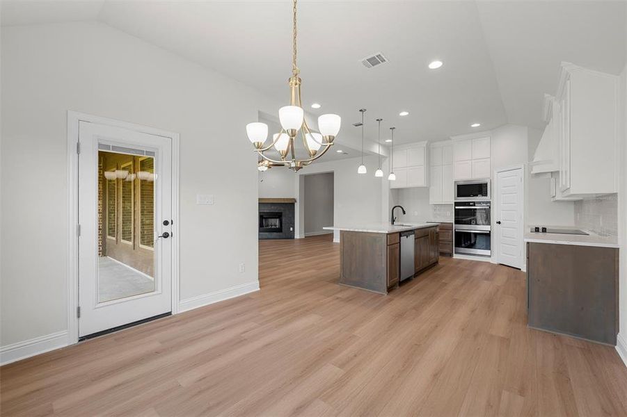 Image 24 of a home in Stoneridge. Image 24 of a home in Stoneridge.