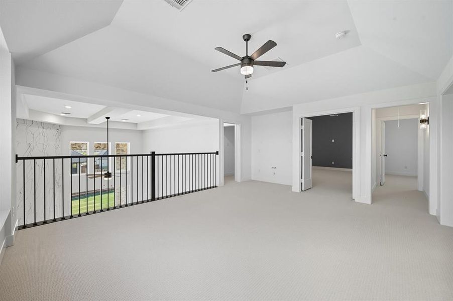 Spacious, unfurnished interior of a new home in Star Trail: 55ft. lots, Prosper (Image 22). Spacious, unfurnished interior of a new home in Star Trail: 55ft. lots, Prosper (Image 22).