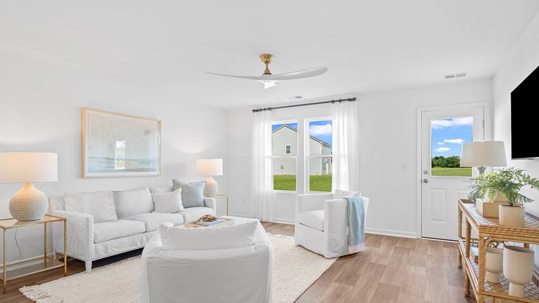 3320 Newlin Family 1of4 F1