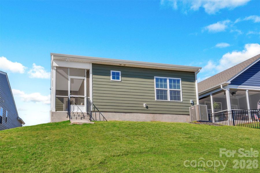 Exterior details and patio area of a home in Elizabeth, Fort Mill (Image 23).