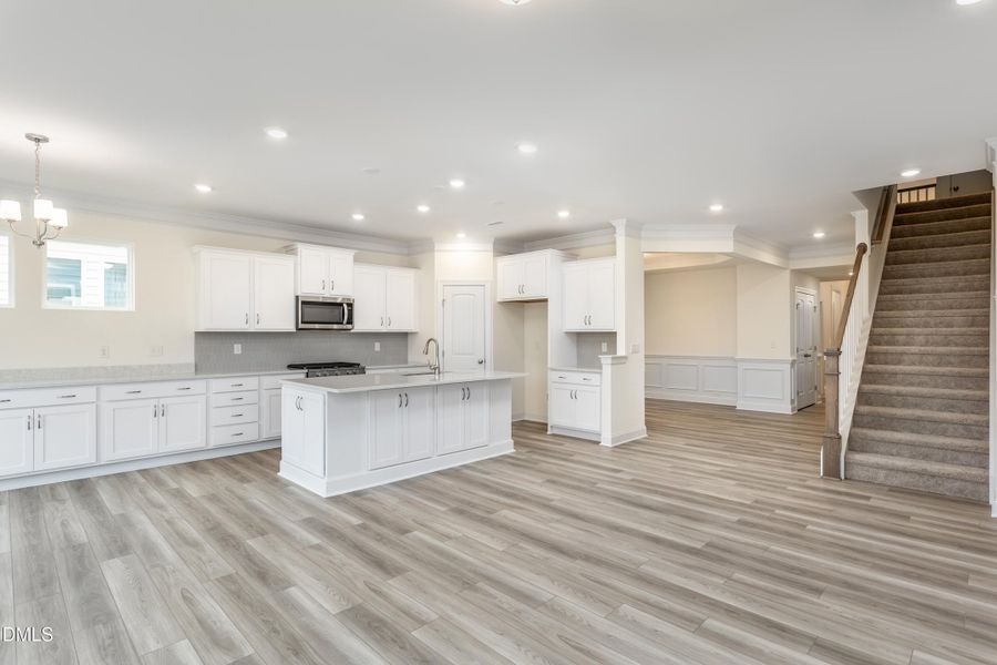 Living/Kitchen