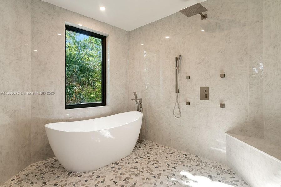 2nd Floor - Bathroom 2nd Floor - Bathroom