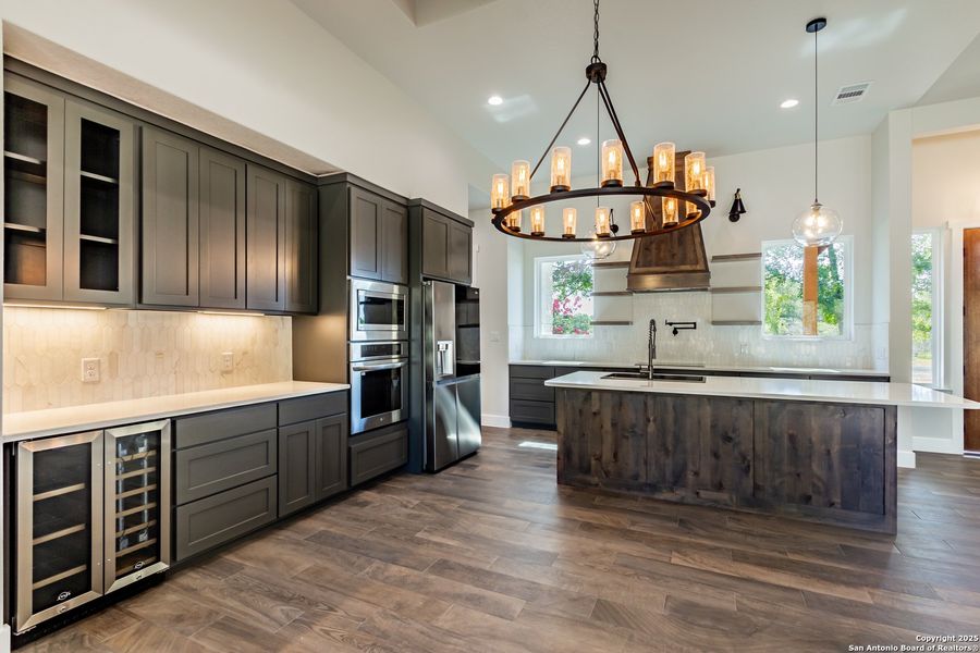 Furnished interior view inside a new home in , La Vernia (Image 13).