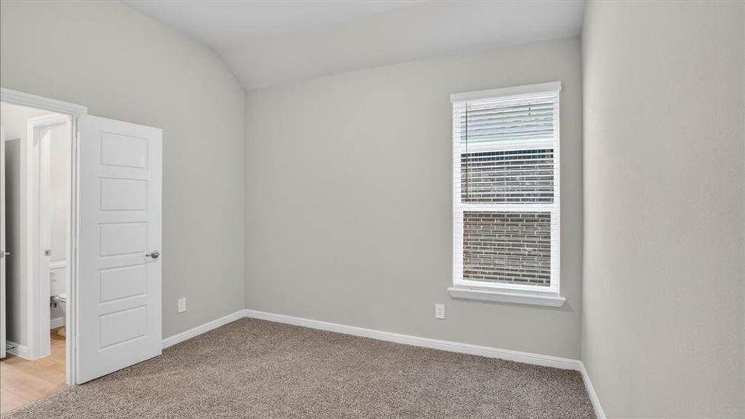 Spacious, unfurnished interior of a new home in , Grand Prairie (Image 18).