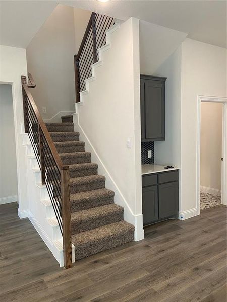 Spacious, unfurnished interior of a new home in , Euless (Image 9).