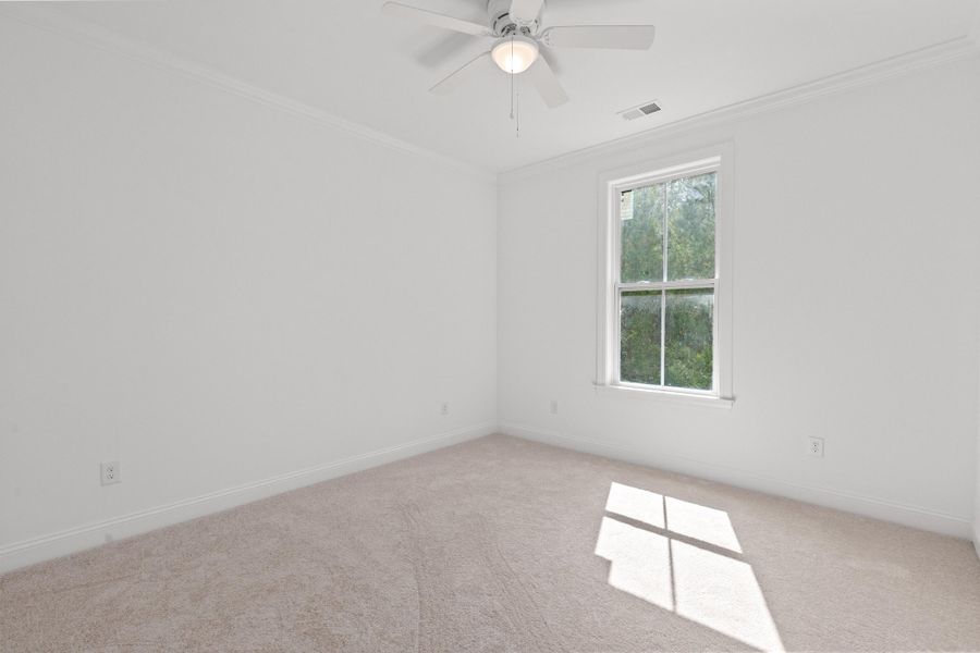 Spacious, unfurnished interior of a new home in , Summerville (Image 34).