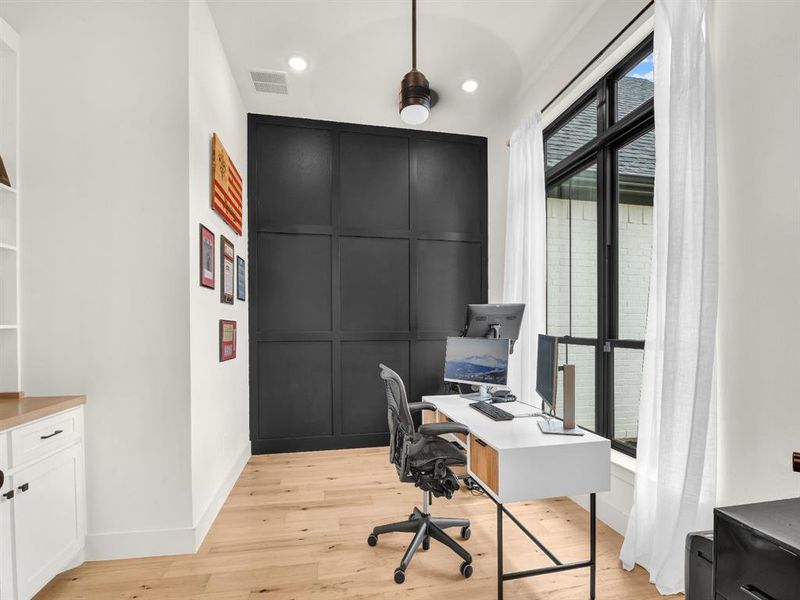 Furnished interior view inside a new home in , Aledo (Image 33).