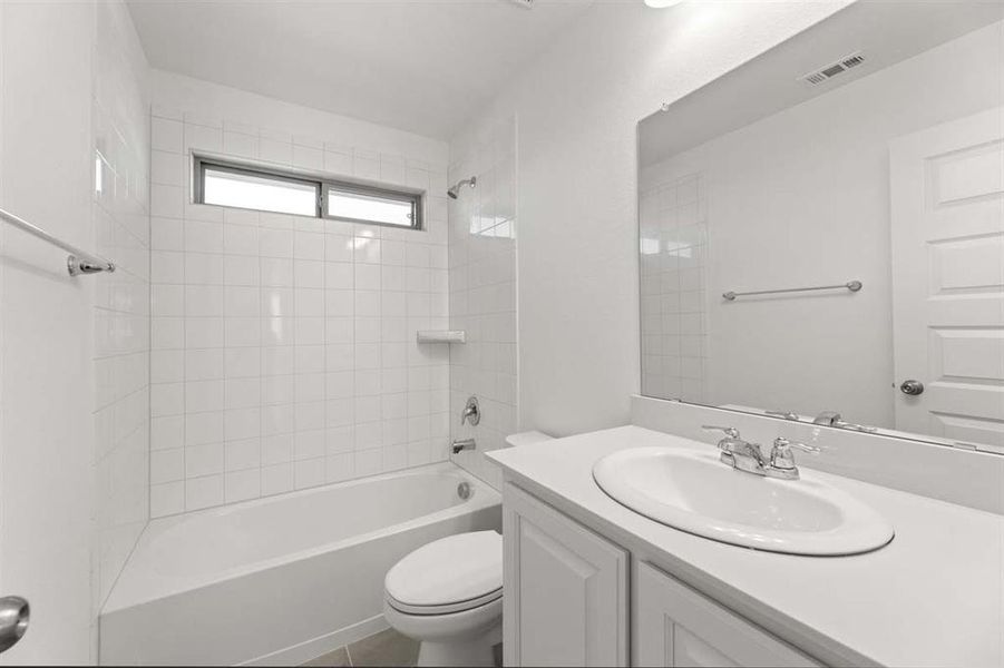 17_Melrose Representative Photo 17_Melrose Representative Photo