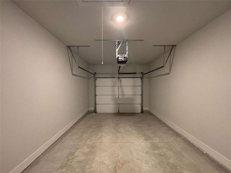 Spacious, unfurnished interior of a new home in , Cleveland (Image 10).
