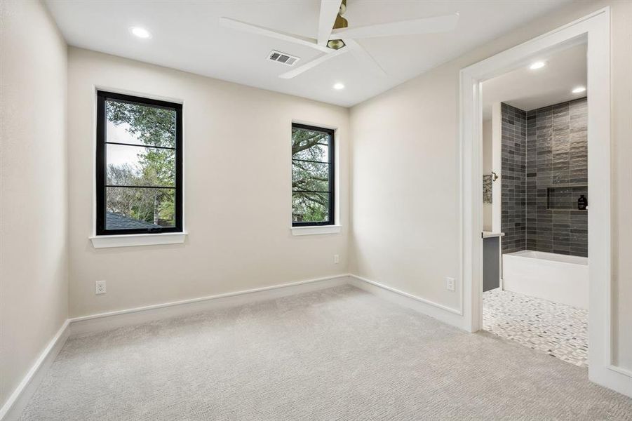 Spacious, unfurnished interior of a new home in , Dallas (Image 22). Spacious, unfurnished interior of a new home in , Dallas (Image 22).