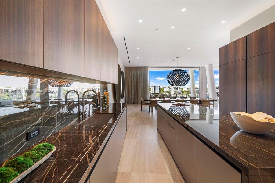 Community amenities in , Miami (Image 55).