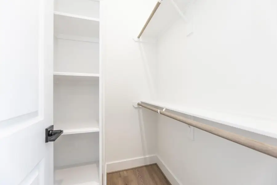 Image 38 of a home in .