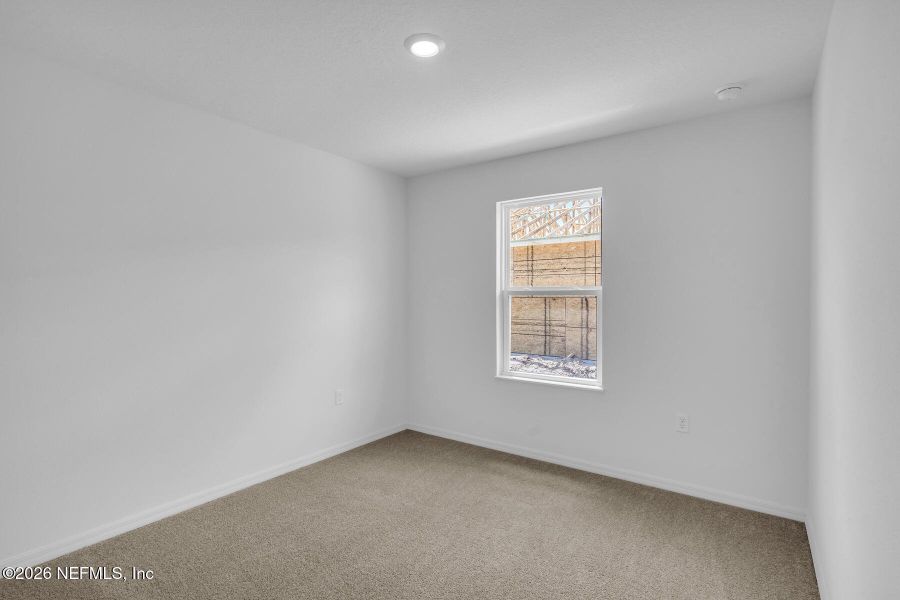 Spacious, unfurnished interior of a new home in Rolling Hills, Green Cove Springs (Image 16).