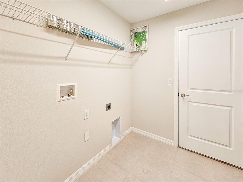 Spacious, unfurnished interior of a new home in , Palm Coast (Image 35).