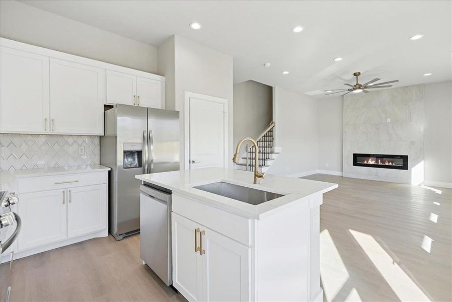 Furnished interior view inside a new home in , Waxahachie (Image 14).