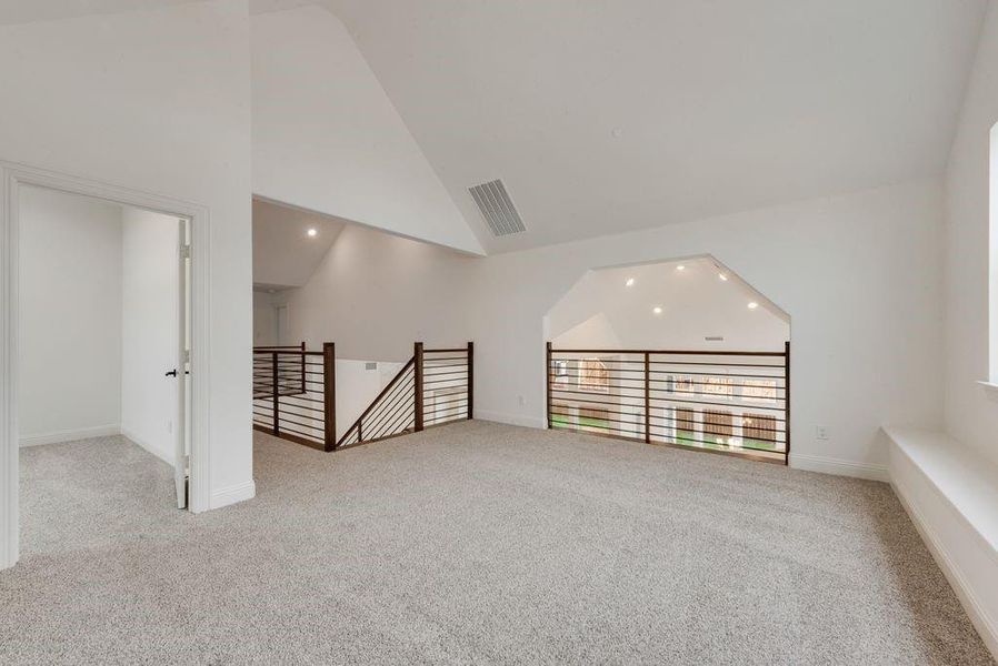 Spacious, unfurnished interior of a new home in Cedar Ridge Estates, Grand Prairie (Image 28). Spacious, unfurnished interior of a new home in Cedar Ridge Estates, Grand Prairie (Image 28).