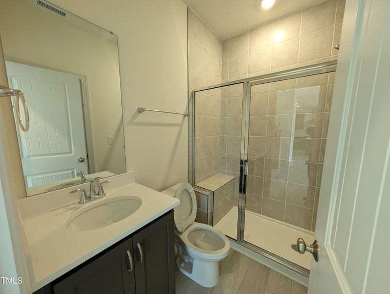 PXL_20250406_193953760