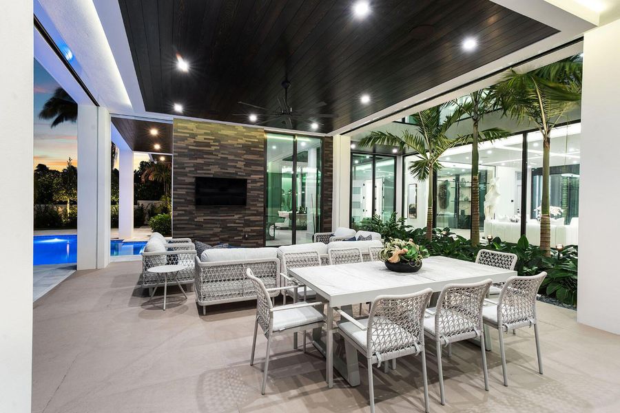 Exterior details and patio area of a home in , Boca Raton (Image 47).